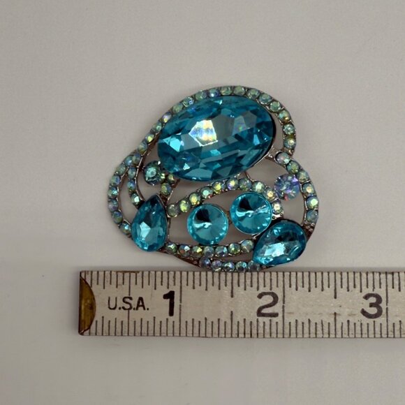 Rhinestone Brooch Set of 3 Leaf Floral Designs Multicolor Gold Silver Tone Resin - Picture 10 of 14